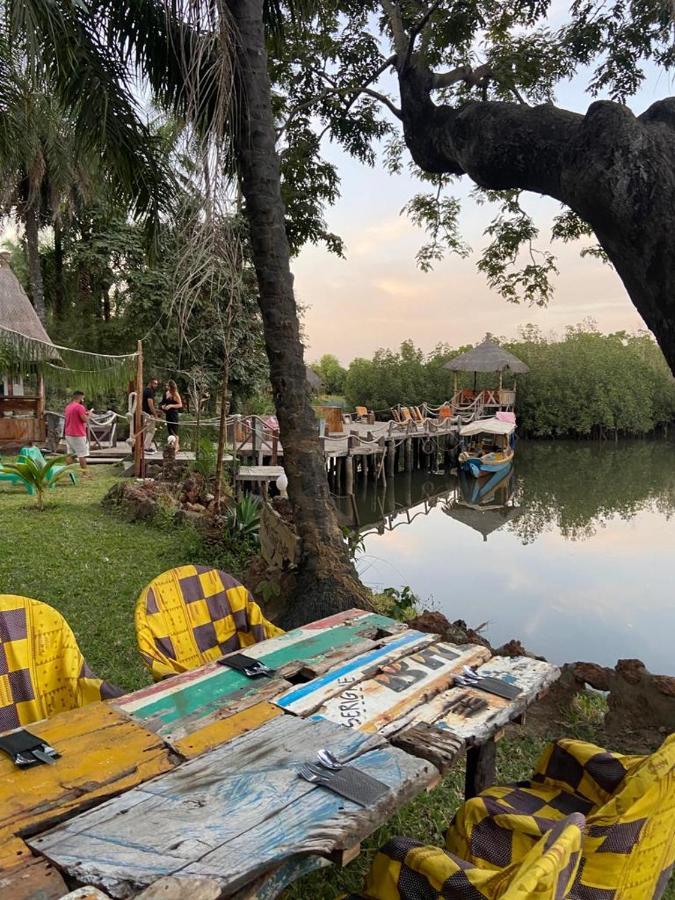 Pombo Kunda Villa Sanyang Dış mekan fotoğraf