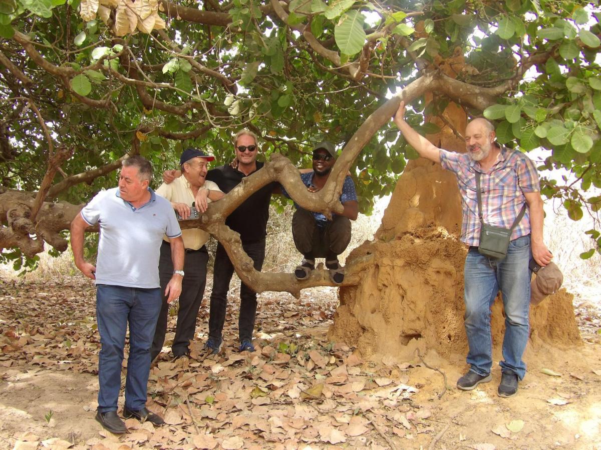 Pombo Kunda Villa Sanyang Dış mekan fotoğraf